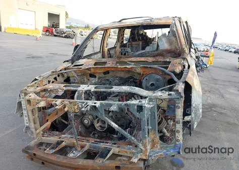 2016 Cadillac Escalade Premium Collection z USA, uszkodzony, nr VIN 1GYS4CKJ6GR116341